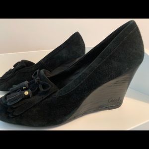 Suede black coach Wedges with tassels